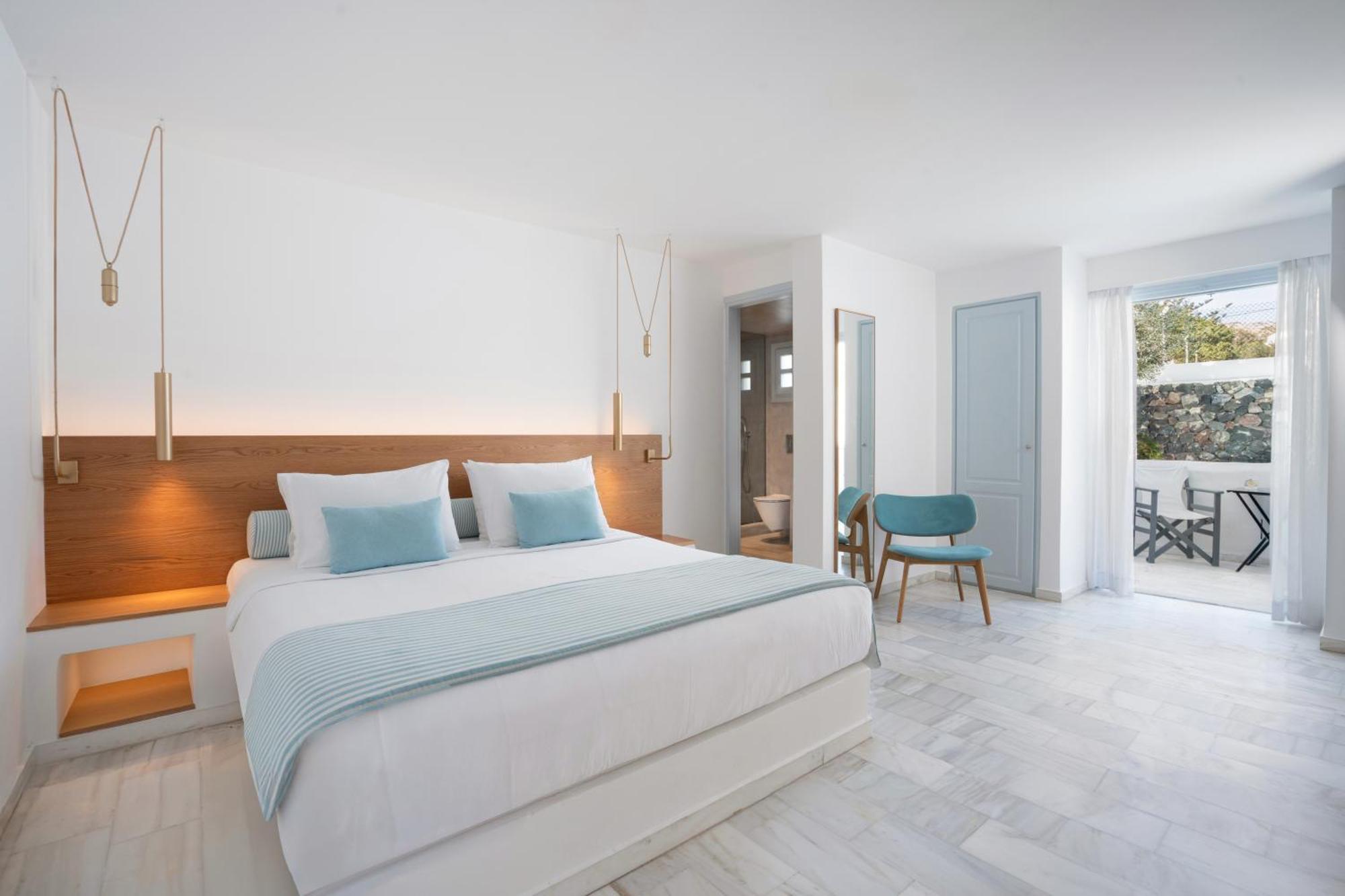Santorini Kastelli Resort Kamári Dış mekan fotoğraf Deluxe Room